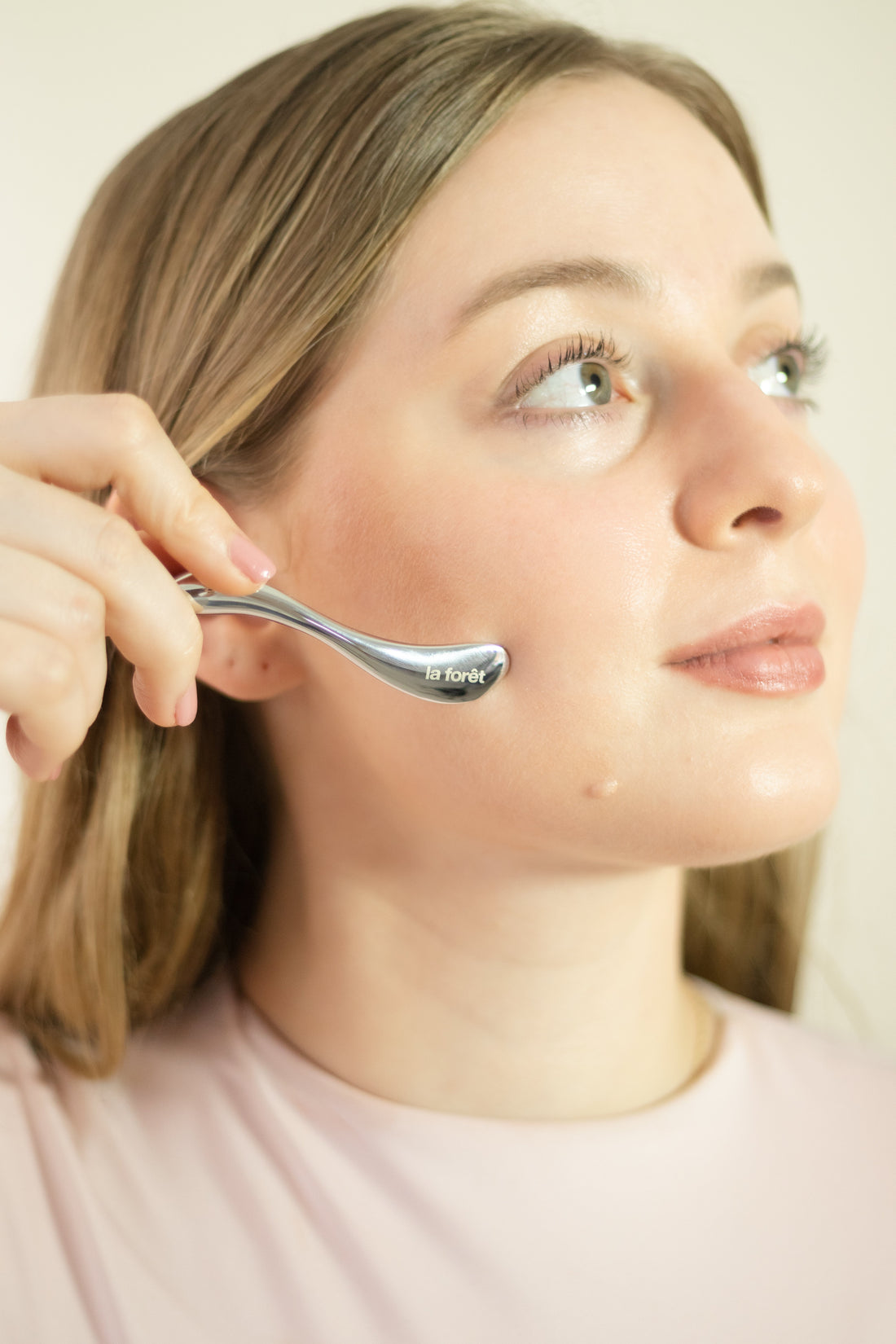 13. Masajeador facial: qué es, cómo usarlo y por qué debería ser parte de tu ritual