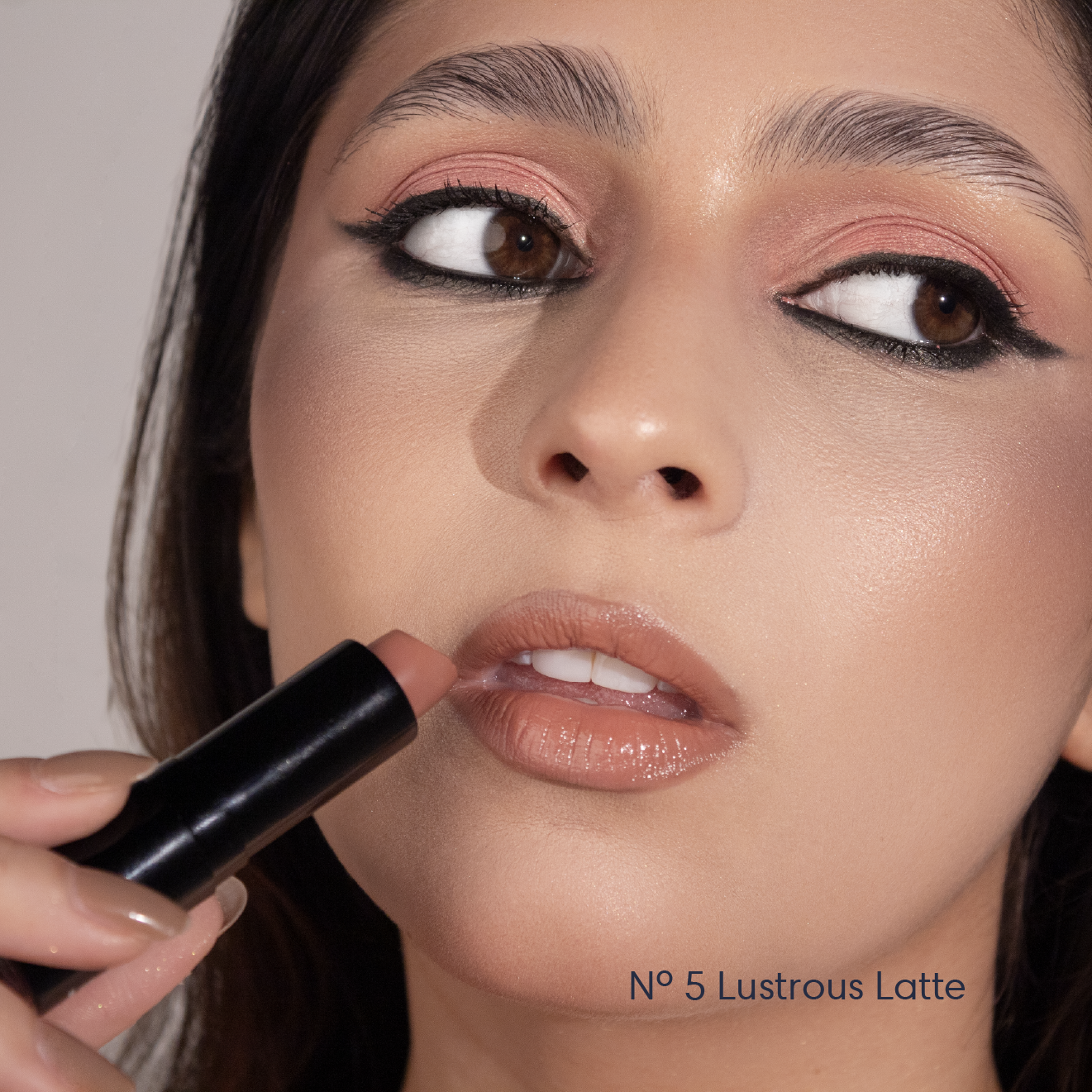 Labial en Barra - Cream Lipstick