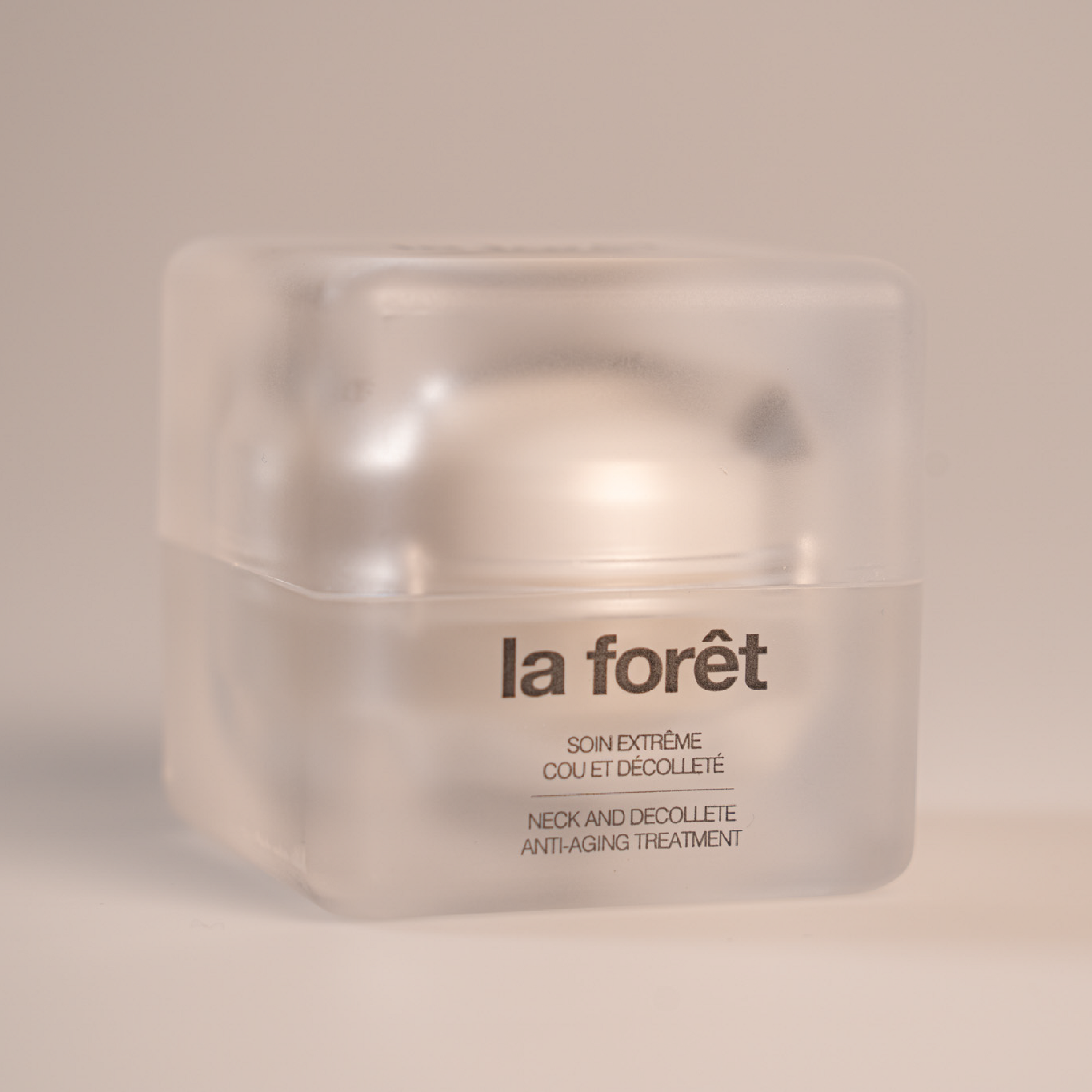 Crema de Cuello y Escote Antiedad